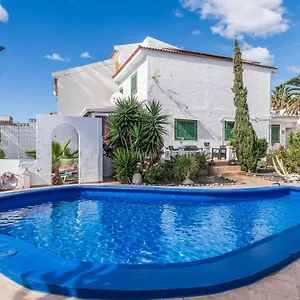 https://casa-oroteanda.tenerifehoteles.net